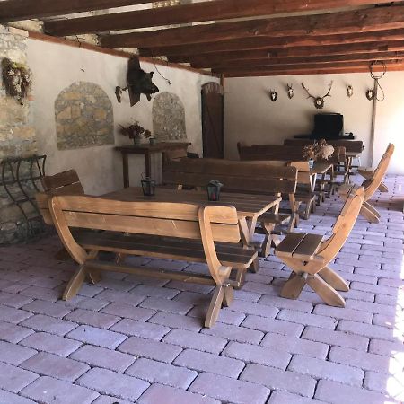 Zamecek Zdiky - Knizeci Apartman Bujanov Exterior foto